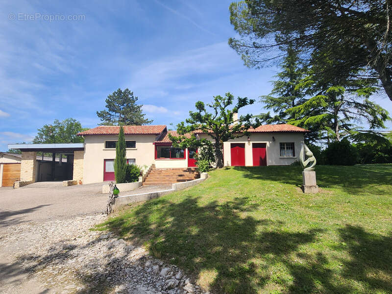 Belle Propriété avec piscine et dépendances - 6 pièces - à vendre - Proche de Villeréal - St Eutrope de Born (Lot-et-Garonne) - photo 17
