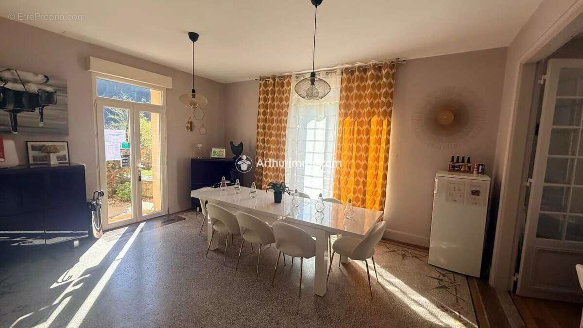 Maison à MOSTUEJOULS