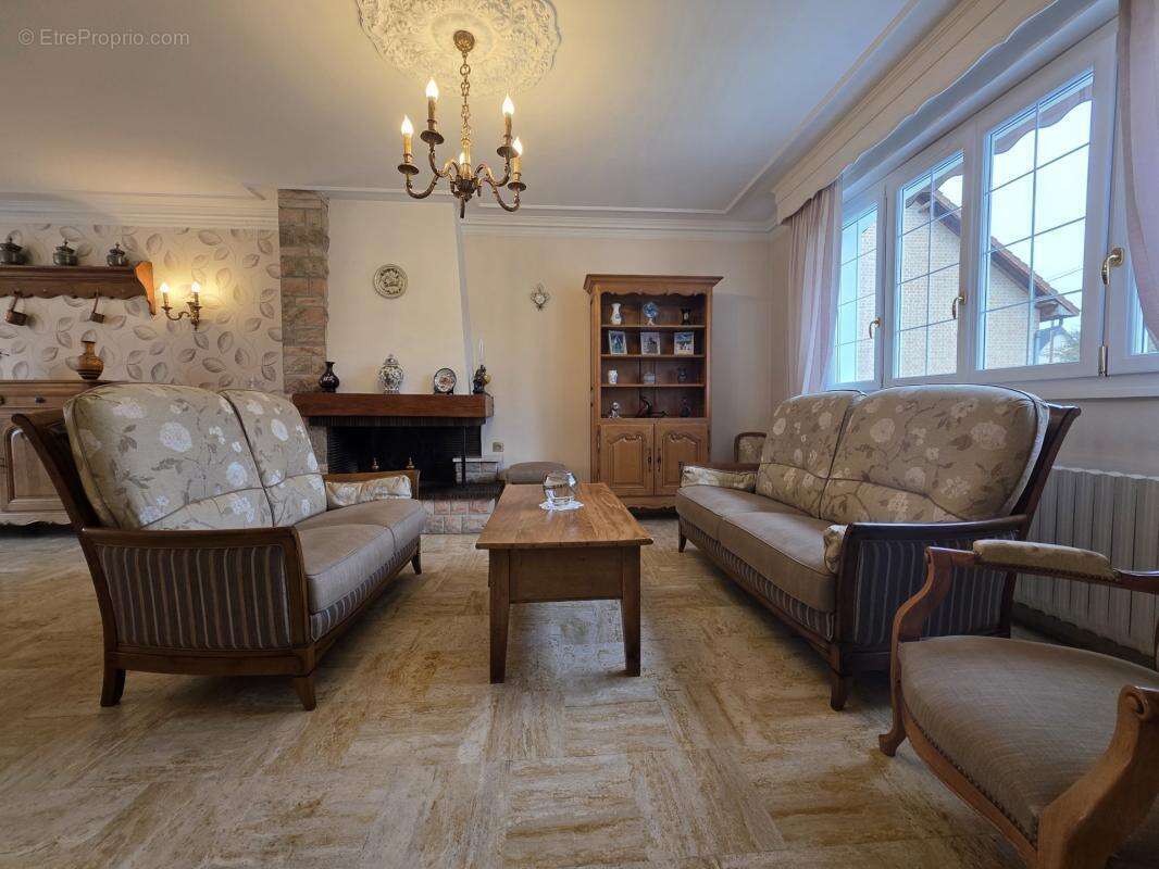 Maison à LE CATEAU-CAMBRESIS