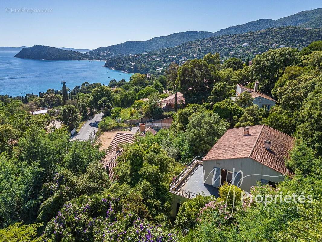 Maison à RAYOL-CANADEL-SUR-MER