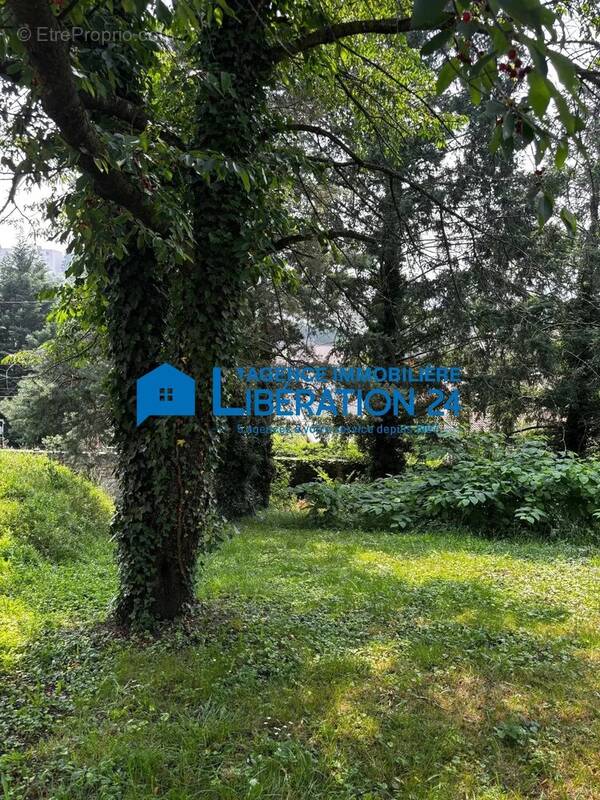 Terrain à RIVE-DE-GIER