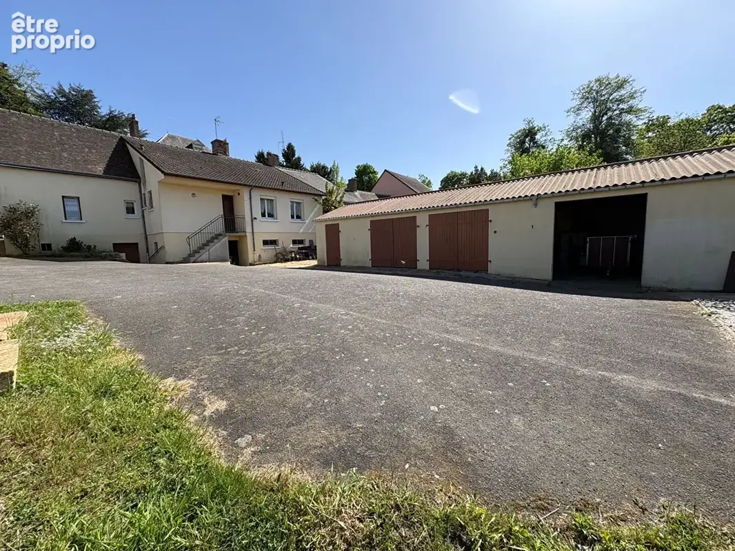 Maison à THORIGNE-SUR-DUE