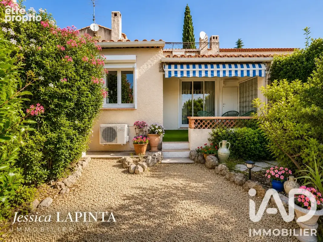 Photo 1 - Maison à SIX-FOURS-LES-PLAGES