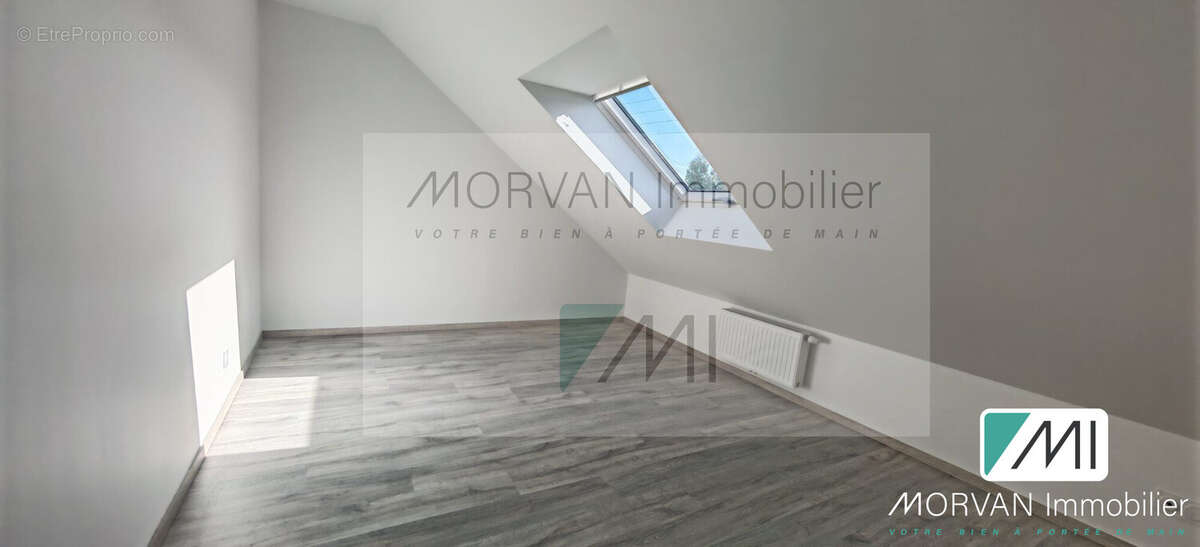 Maison à LES ESSARTS-LE-ROI