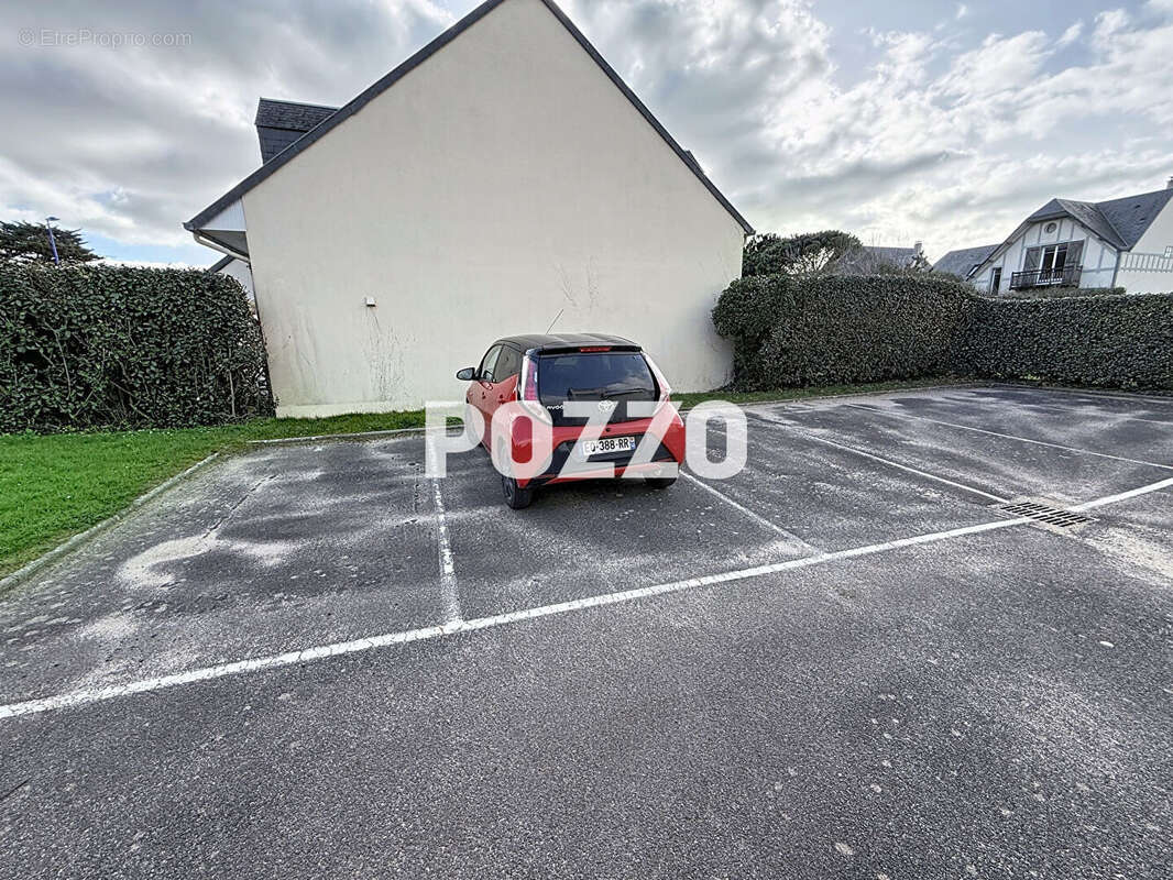 Appartement à JULLOUVILLE