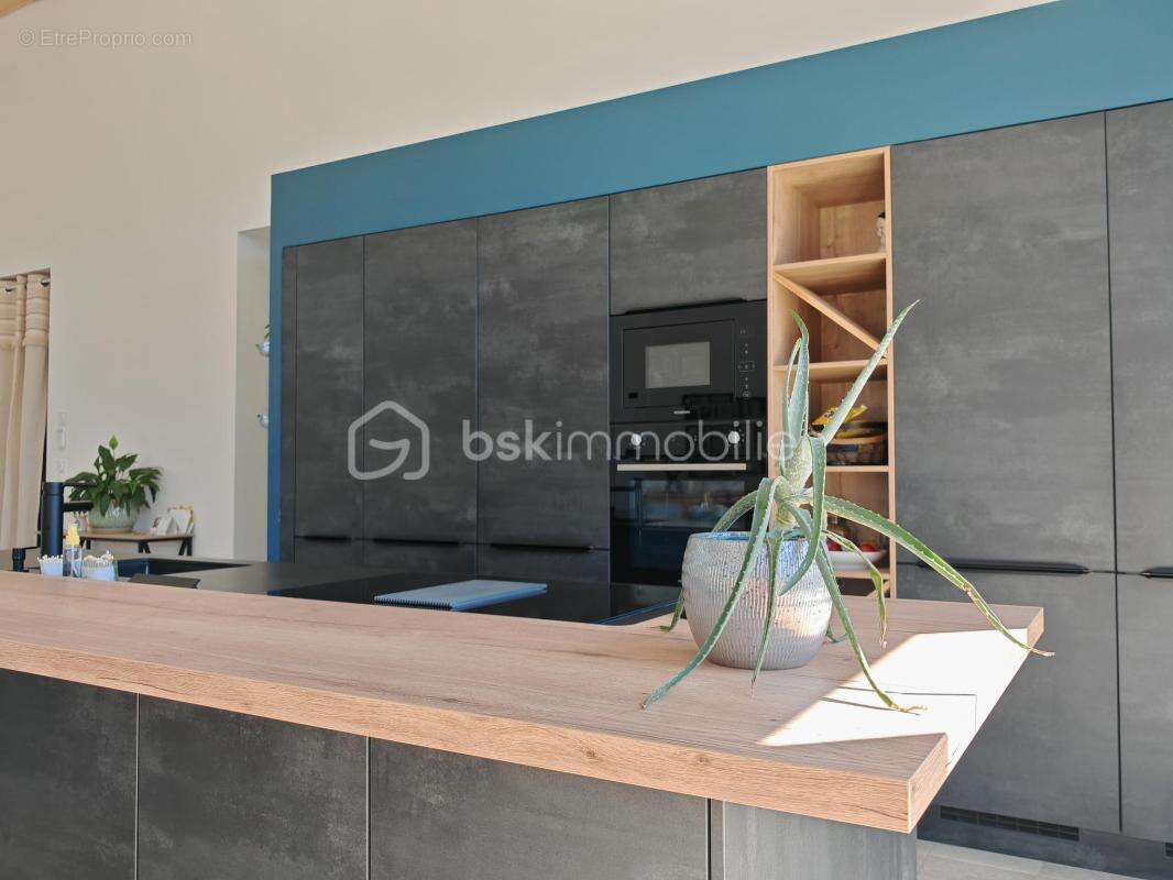 Maison à SAVIGNE-SUR-LATHAN