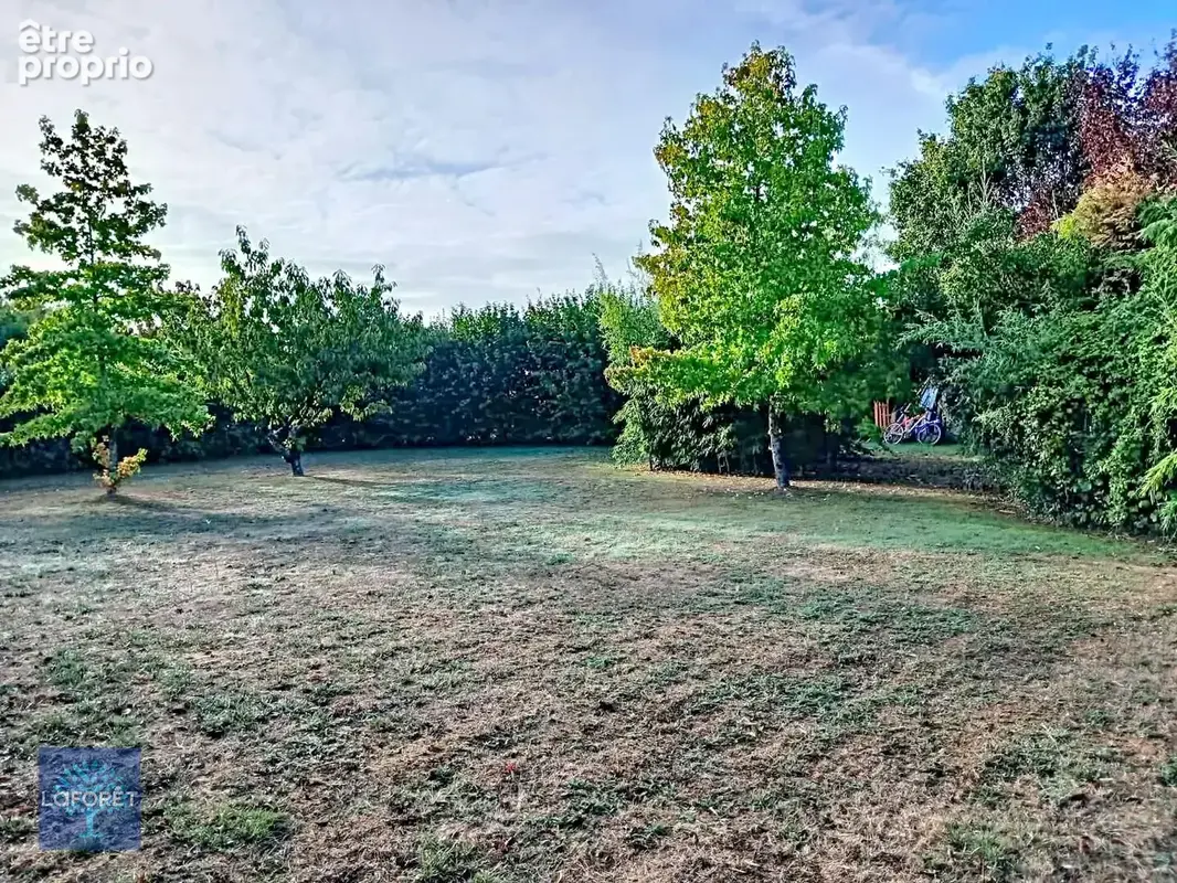 Terrain constructible Bonchamp Les Laval 600 m2 - photo 2