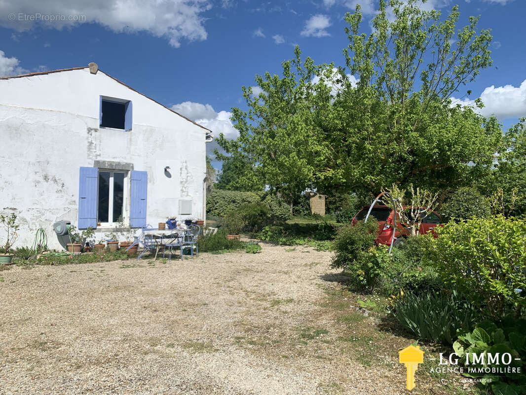 Maison à ARCES