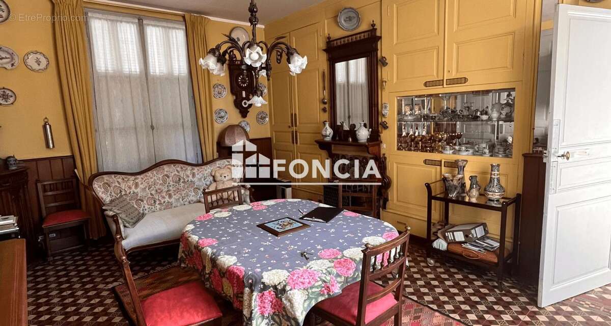 Ensemble immobilier avec cachet et beaux espaces extérieurs - photo 13