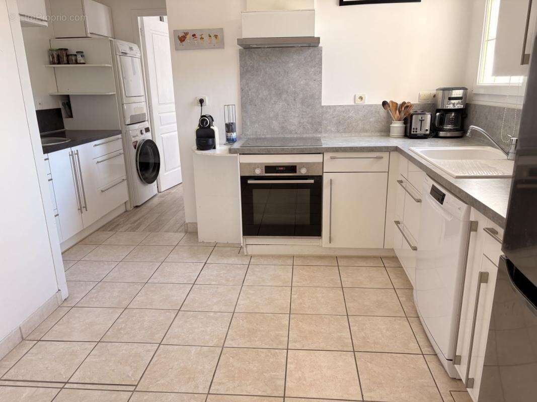 Maison 92 m² à Perros-Guirec  - photo 3
