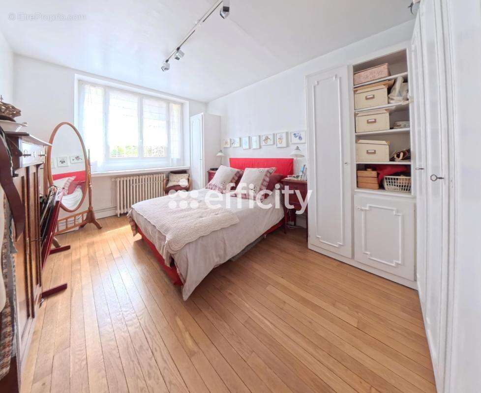 Appartement à CHATENAY-MALABRY