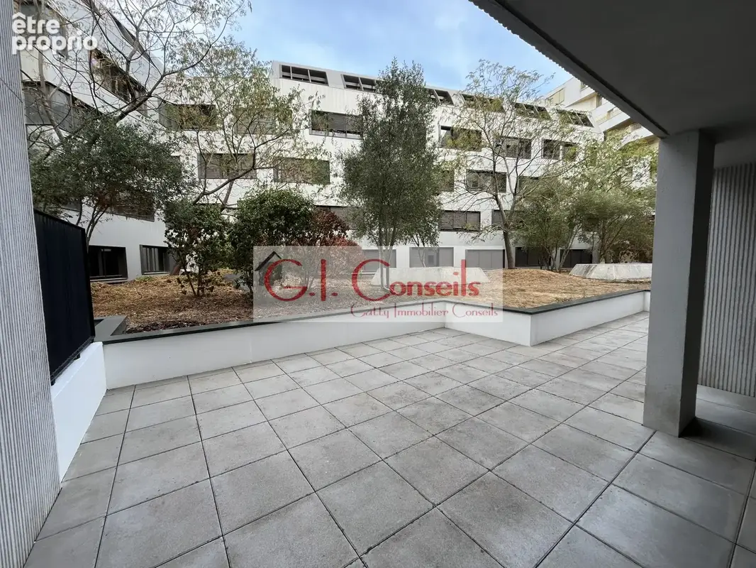 Bordeaux bassins à flot   limite chartrons   appartement 3 pièces   grande terrasse 48 m2   garage - photo 2