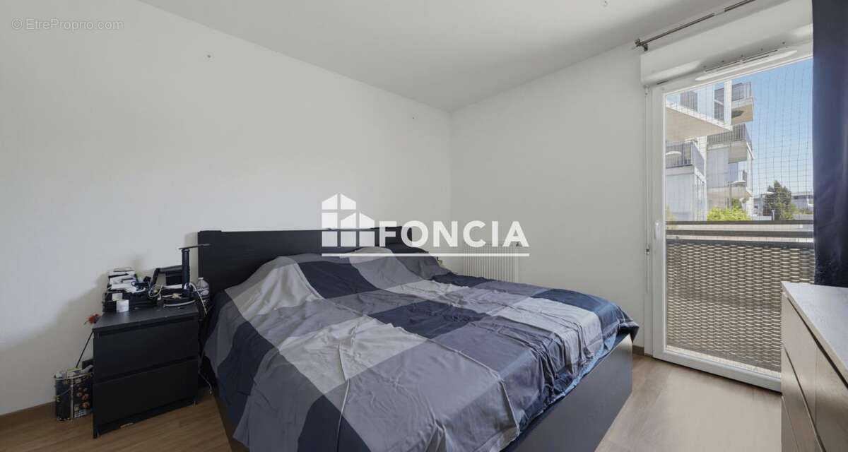 Appartement à VILLENAVE-D'ORNON