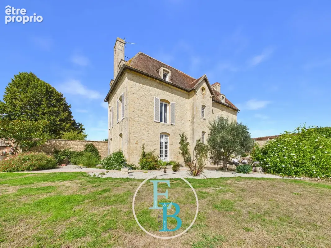 Propriété d'exception sur pré de 1,5 hectare avec maison principale, logement indépendant et dépendances - photo 28