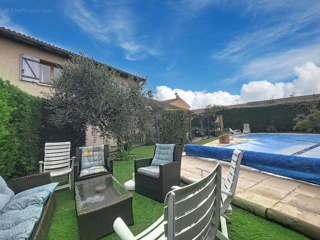 Maison à MIONS