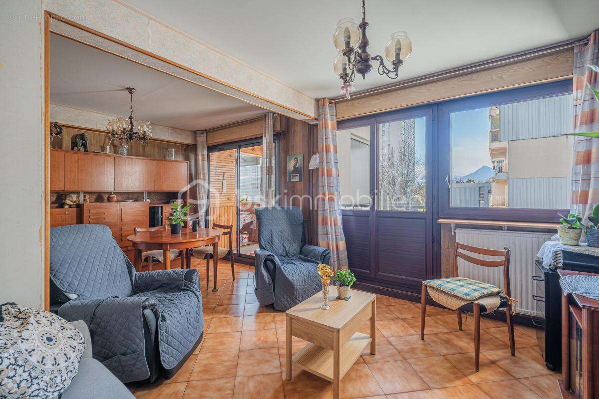 Appartement à ECHIROLLES