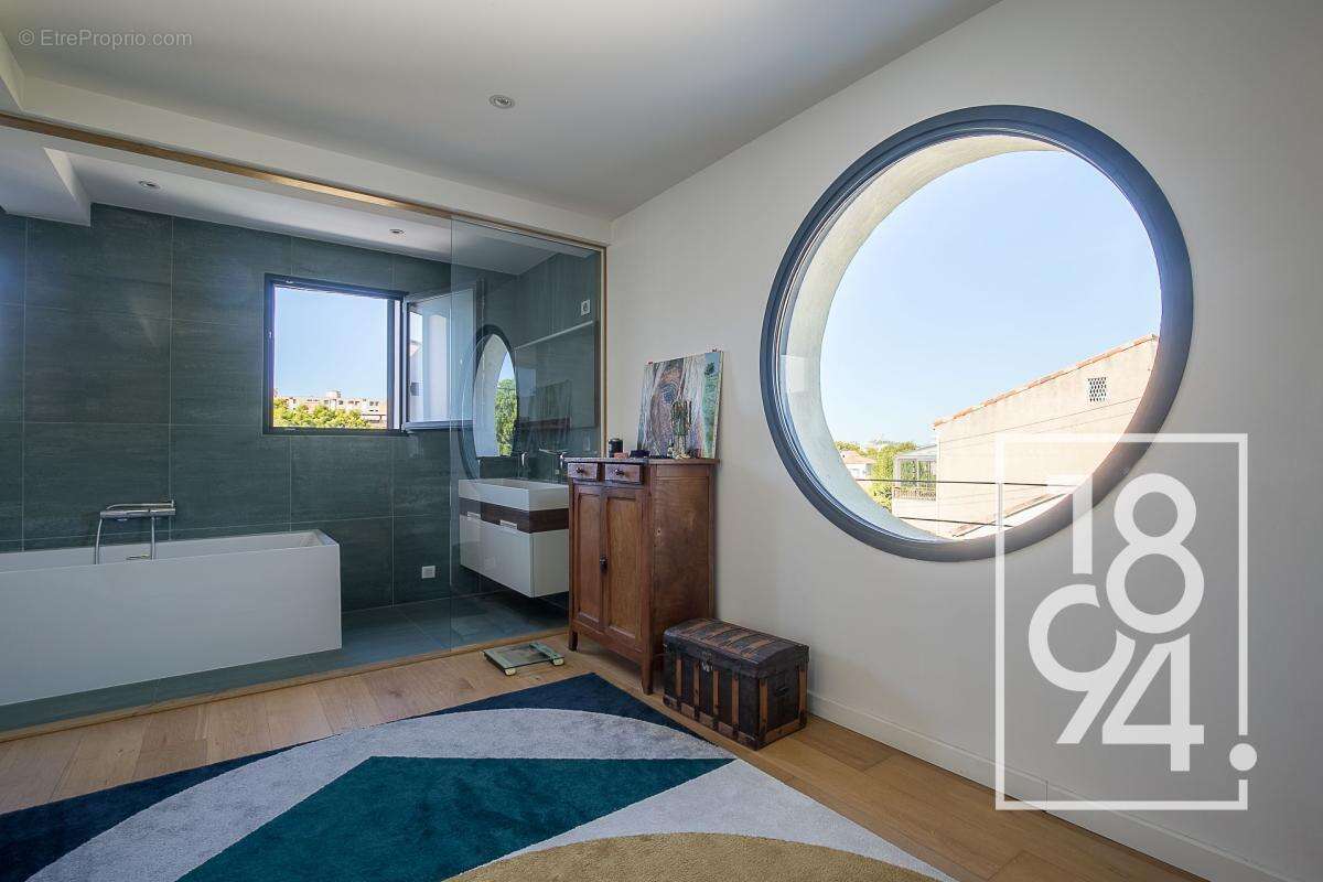 Maison à MARSEILLE-10E