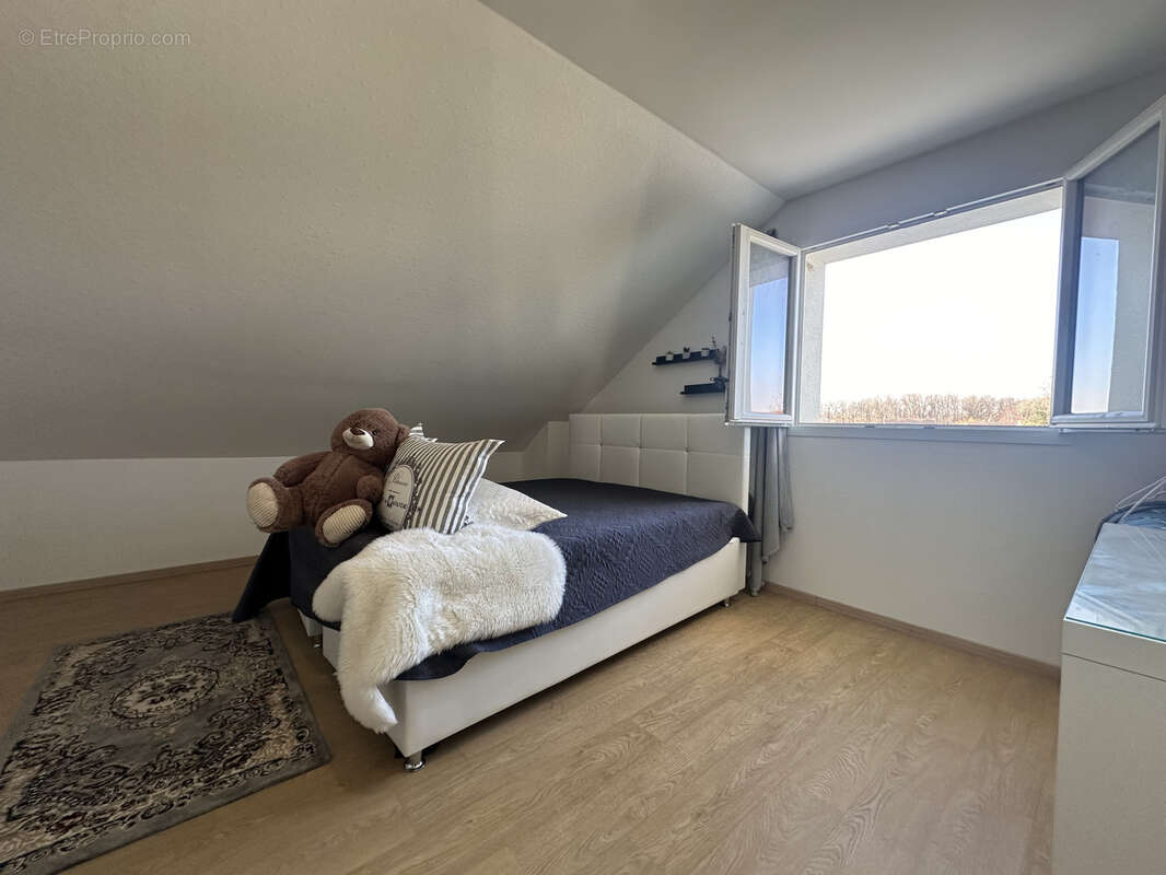 Maison 4 chambres proche des grands axes - photo 4