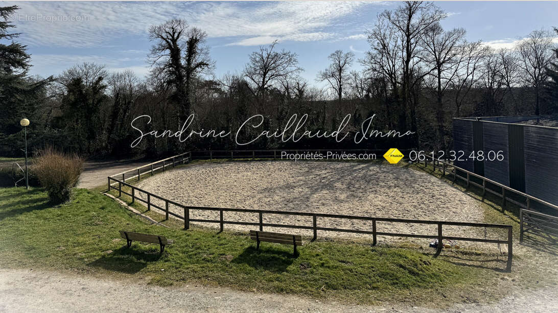 Appartement à HOUDAN