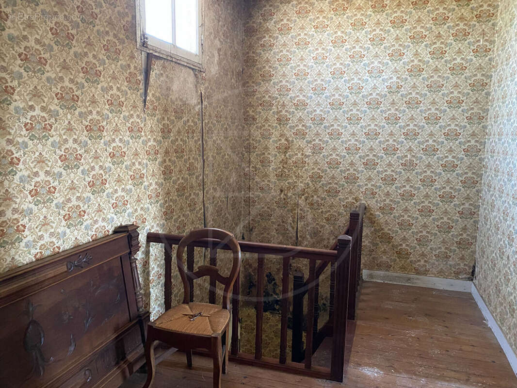 Maison à SAINT-EMILION