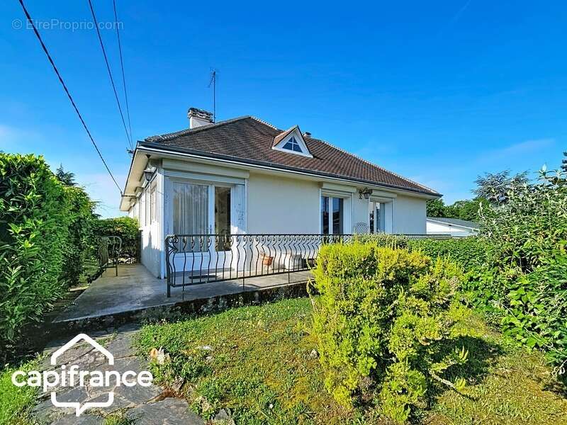 Thouars – Maison sur sous-sol, 4 chambres et grand terrain de 3 482 m² proche centre-ville - photo 14