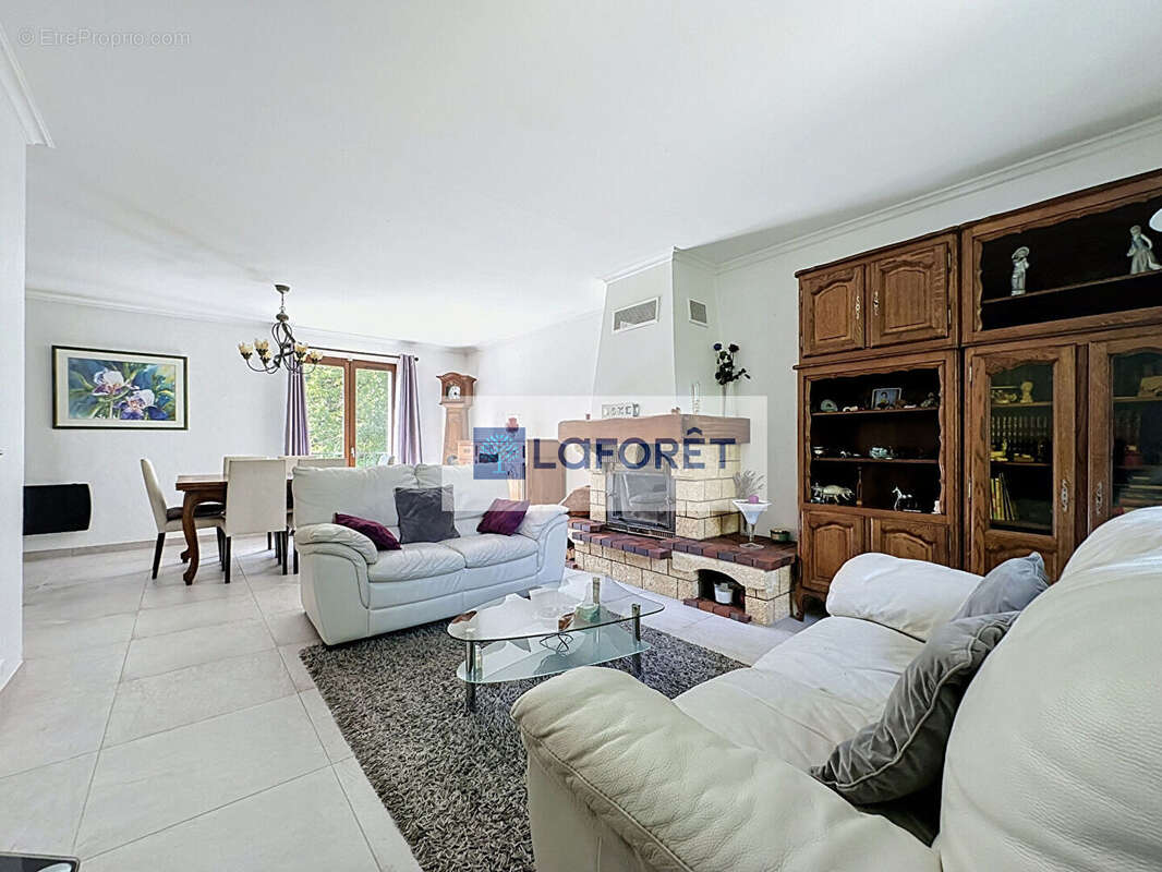 Maison à LE PLESSIS-TREVISE