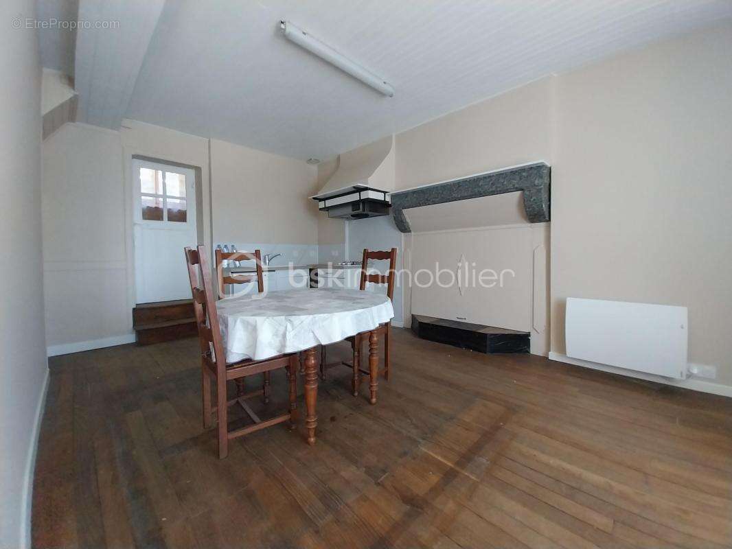 Maison de village en pierre 130m² à rénover - photo 3