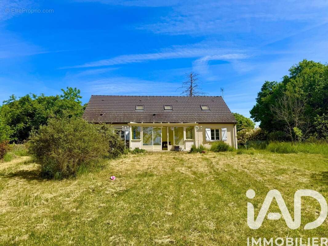 Photo 2 - Maison à COSNE-COURS-SUR-LOIRE