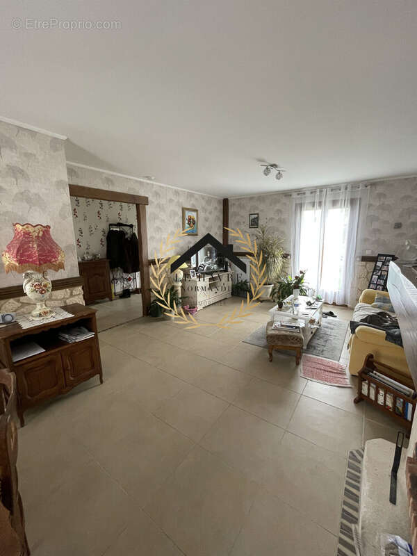 Maison à THIERGEVILLE