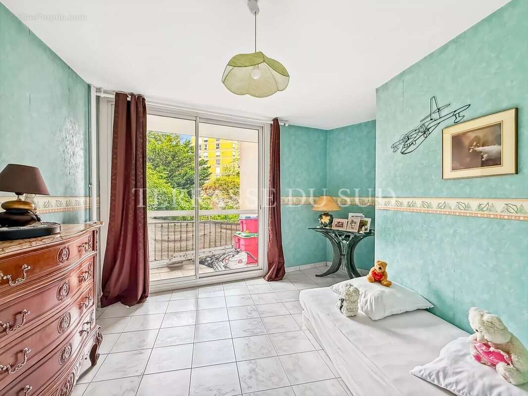 Appartement à MARSEILLE-12E