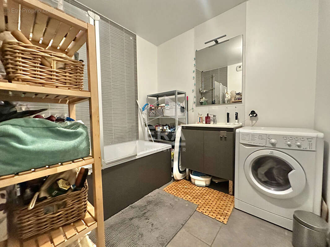 Appartement à SARTROUVILLE