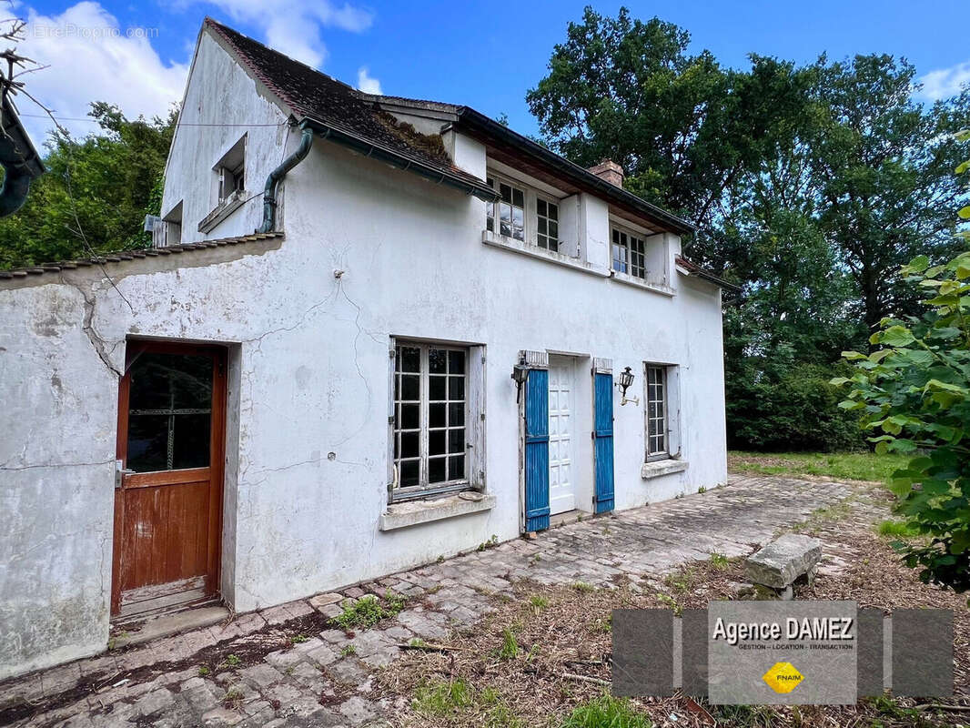 Maison ancienne à rénover - Proche Dourdan (10 min) - 4 pièces - terrain 1400 m² - photo 2