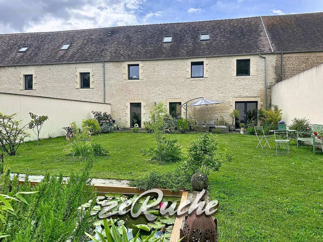 Maison à BIEVILLE-BEUVILLE