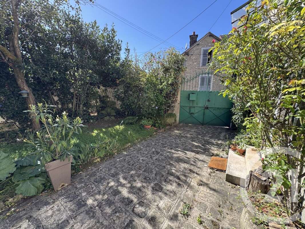 Maison à SAMOIS-SUR-SEINE