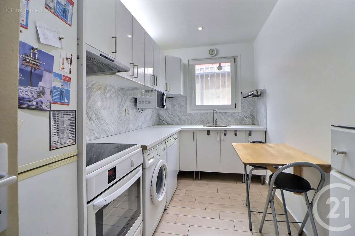 Appartement à PARIS-10E