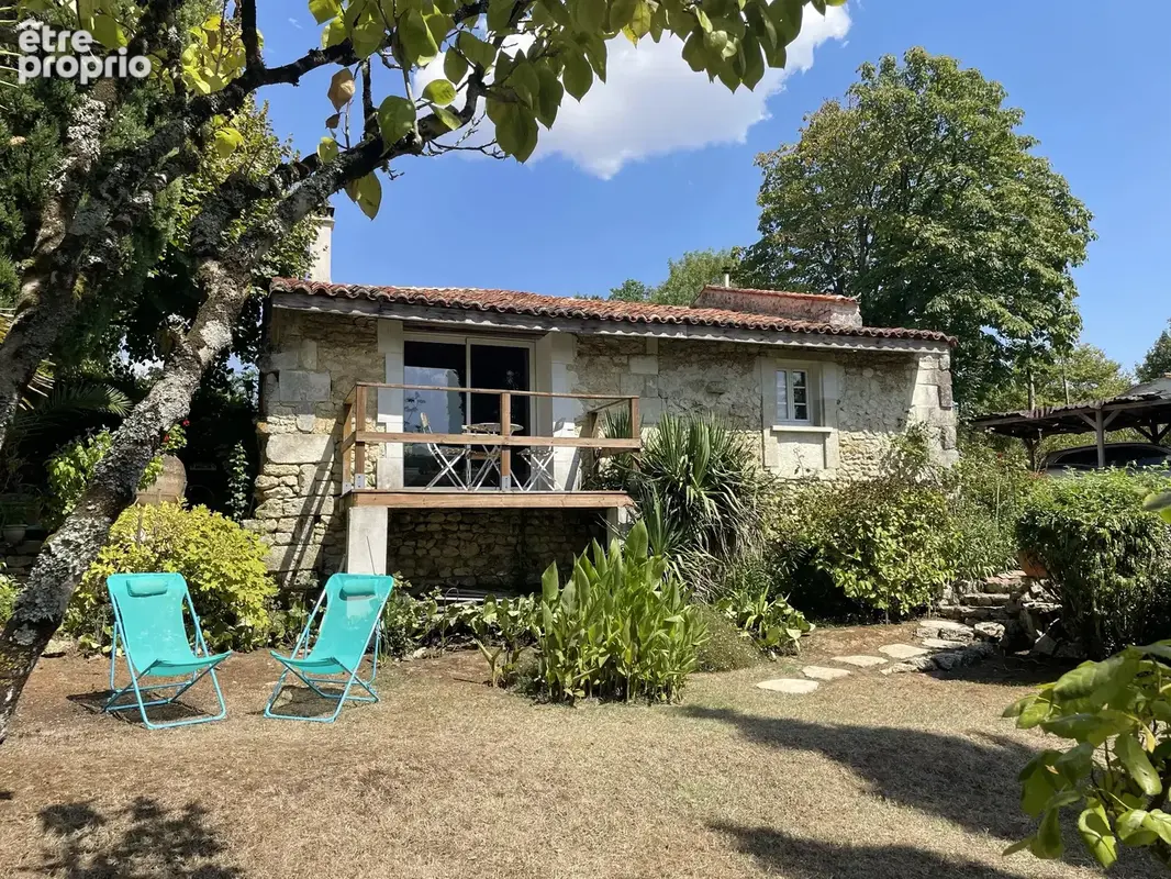 Charmante propriété avec maison d’amis, jolis jardins et vue sur les vignes - photo 12
