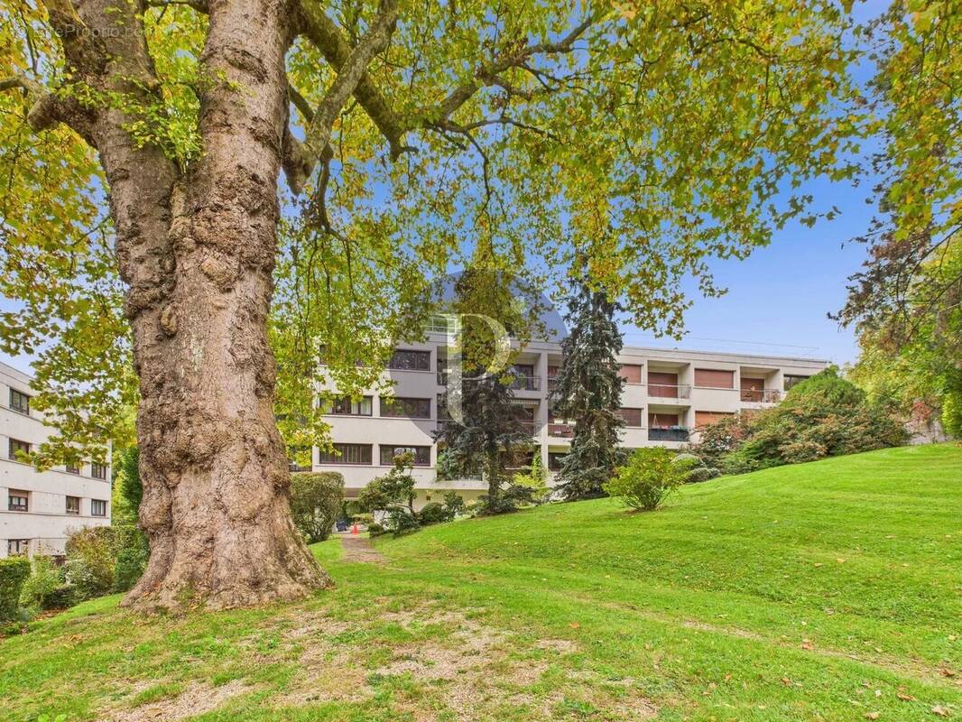 Appartement à CHATENAY-MALABRY