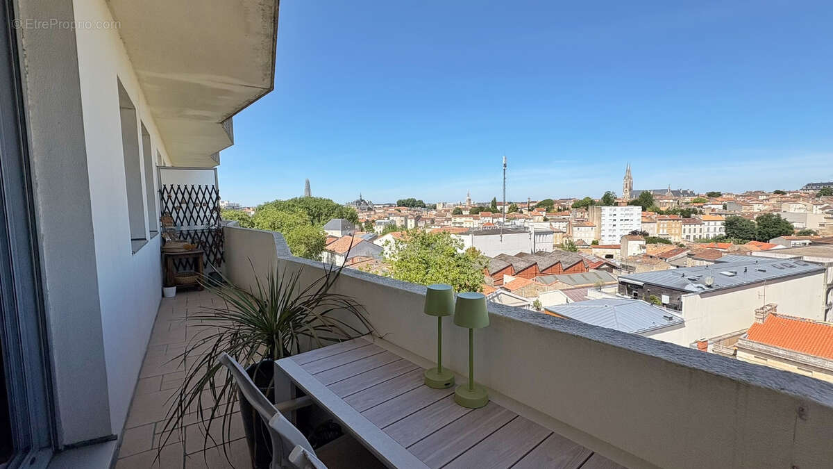 EXCLUSIVITE - Appartement T3 avec balcons et stationnement - photo 2