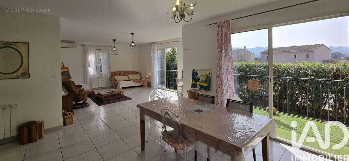 Photo 3 - Maison à SAINT-REMY-DE-PROVENCE