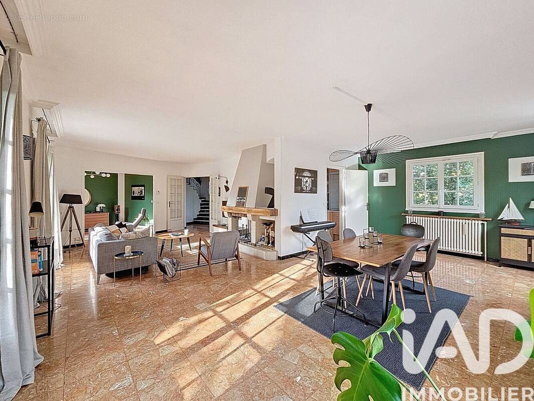 Photo 1 - Maison à BRUNOY