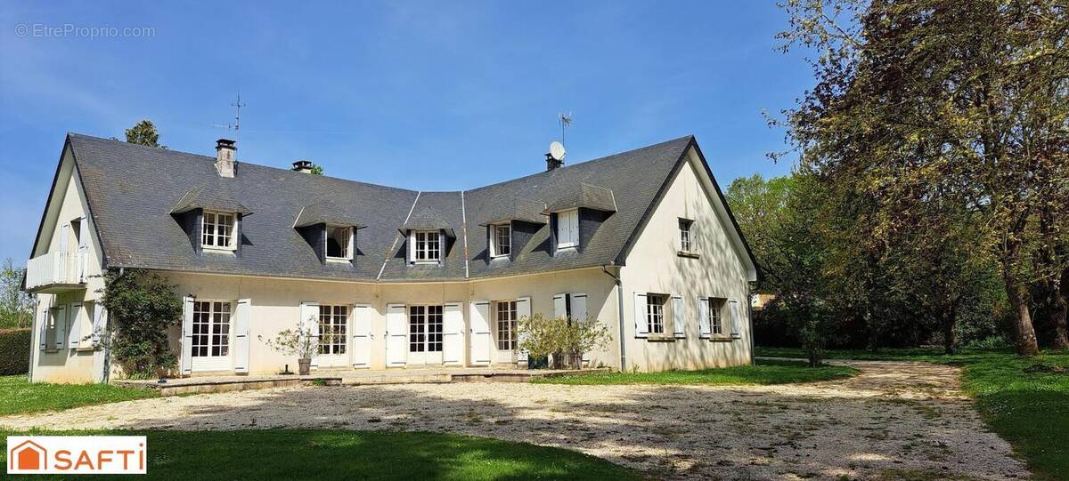 Photo 1 - Maison à EVRON