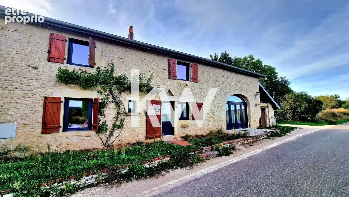 Photo Maison à Sornay au prix de 325 000€