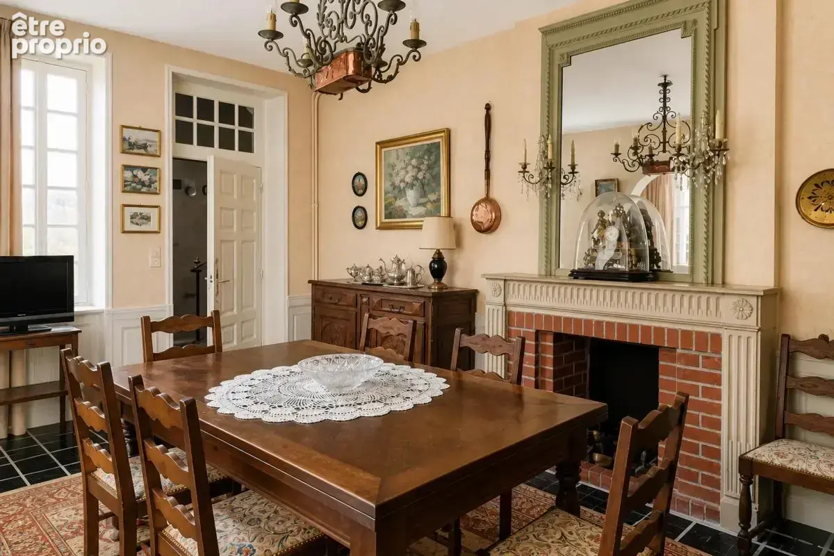 Maison de 9 pièces de 245 m² à Épernon - photo 6