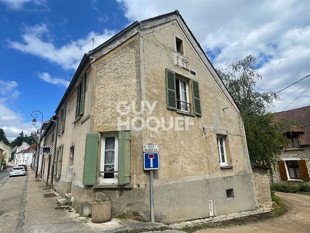 Maison de ville 5 pièces avec dépendance à étiolles - photo 2