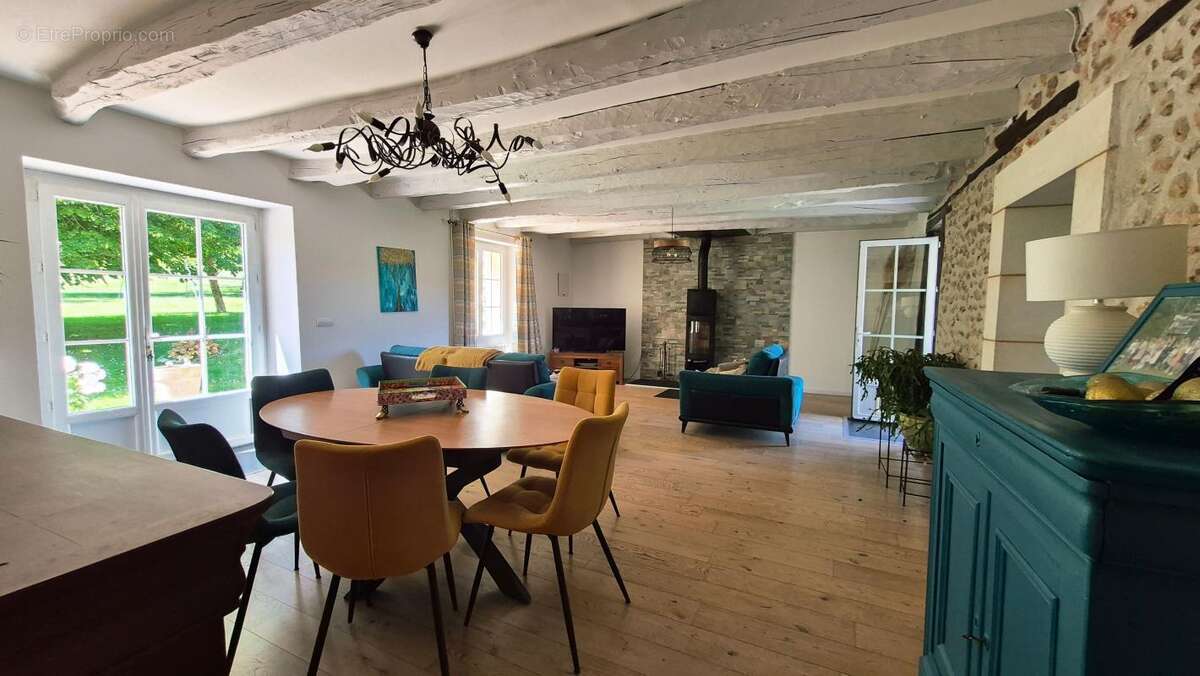 Maison à VERGT