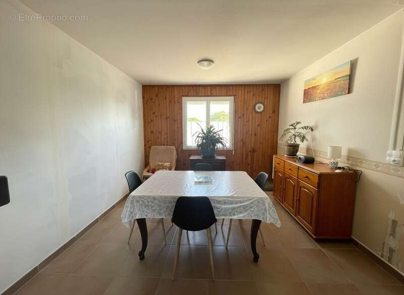 Maison à vendre DPE D à GUINGAMP  (22) - photo 3