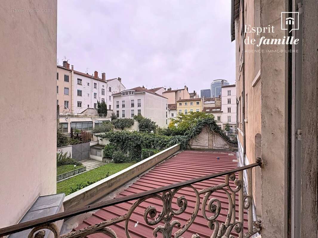 Appartement à LYON-6E