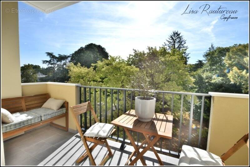 Appartement à SAINT-SEBASTIEN-SUR-LOIRE