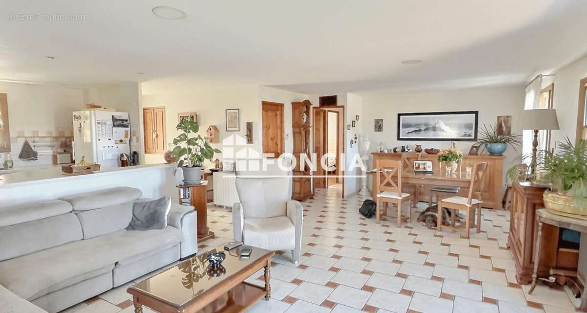 Maison à LA RICAMARIE