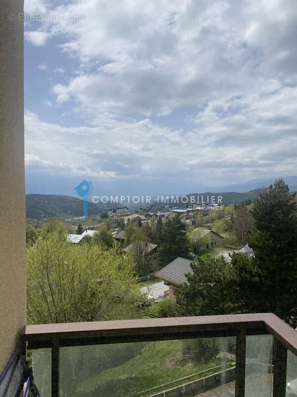 Appartement à FONT-ROMEU-ODEILLO-VIA